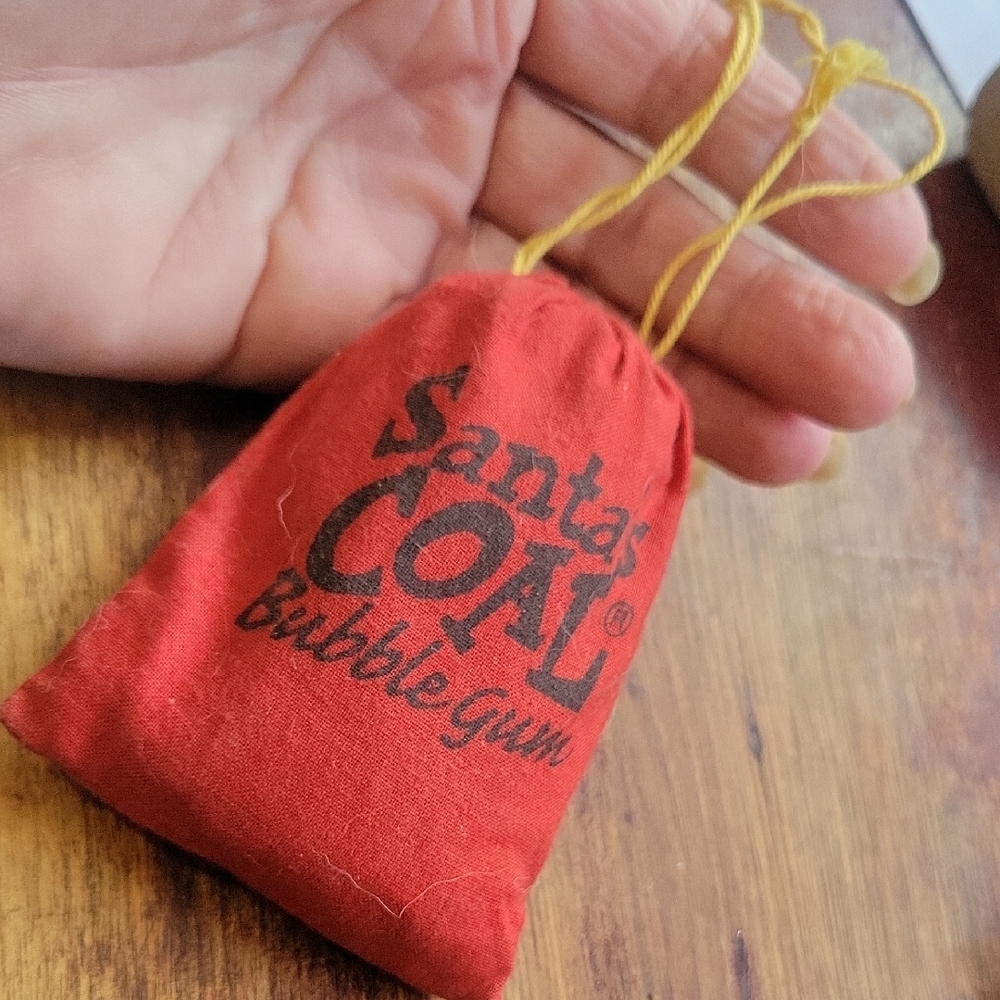 Vintage Santa's Coal Bubble Gum Pouch